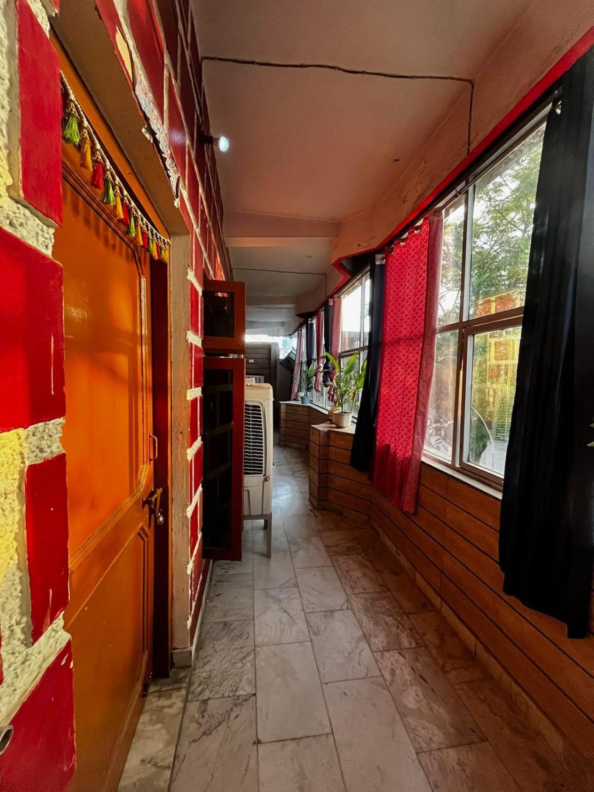 Madhuban Homestay, Natraj Chowk Ришикеш Экстерьер фото