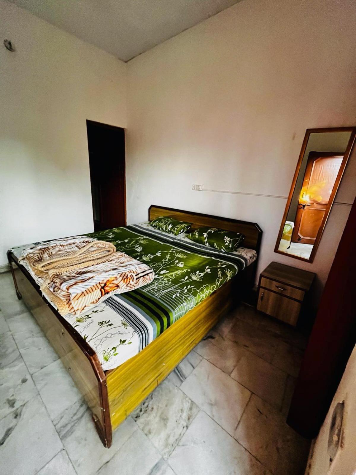Madhuban Homestay, Natraj Chowk Ришикеш Экстерьер фото